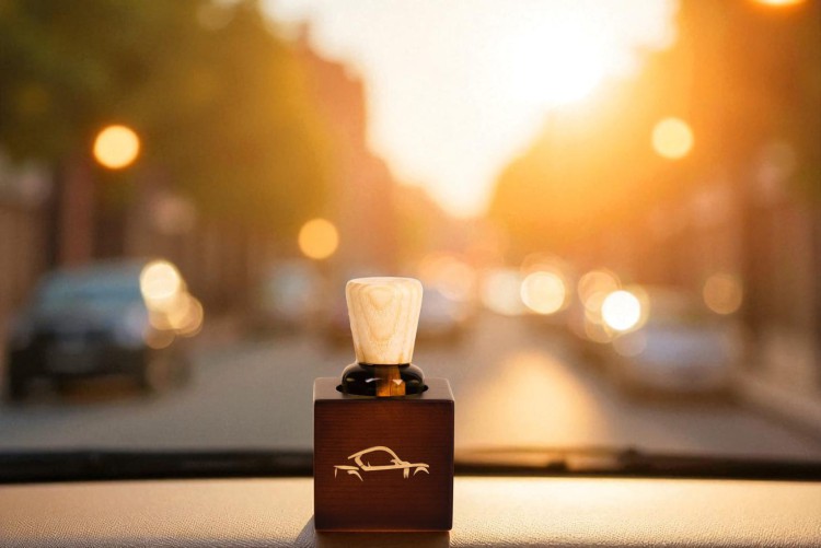 Orange Coffe Car Freshener With Wooden Carrier